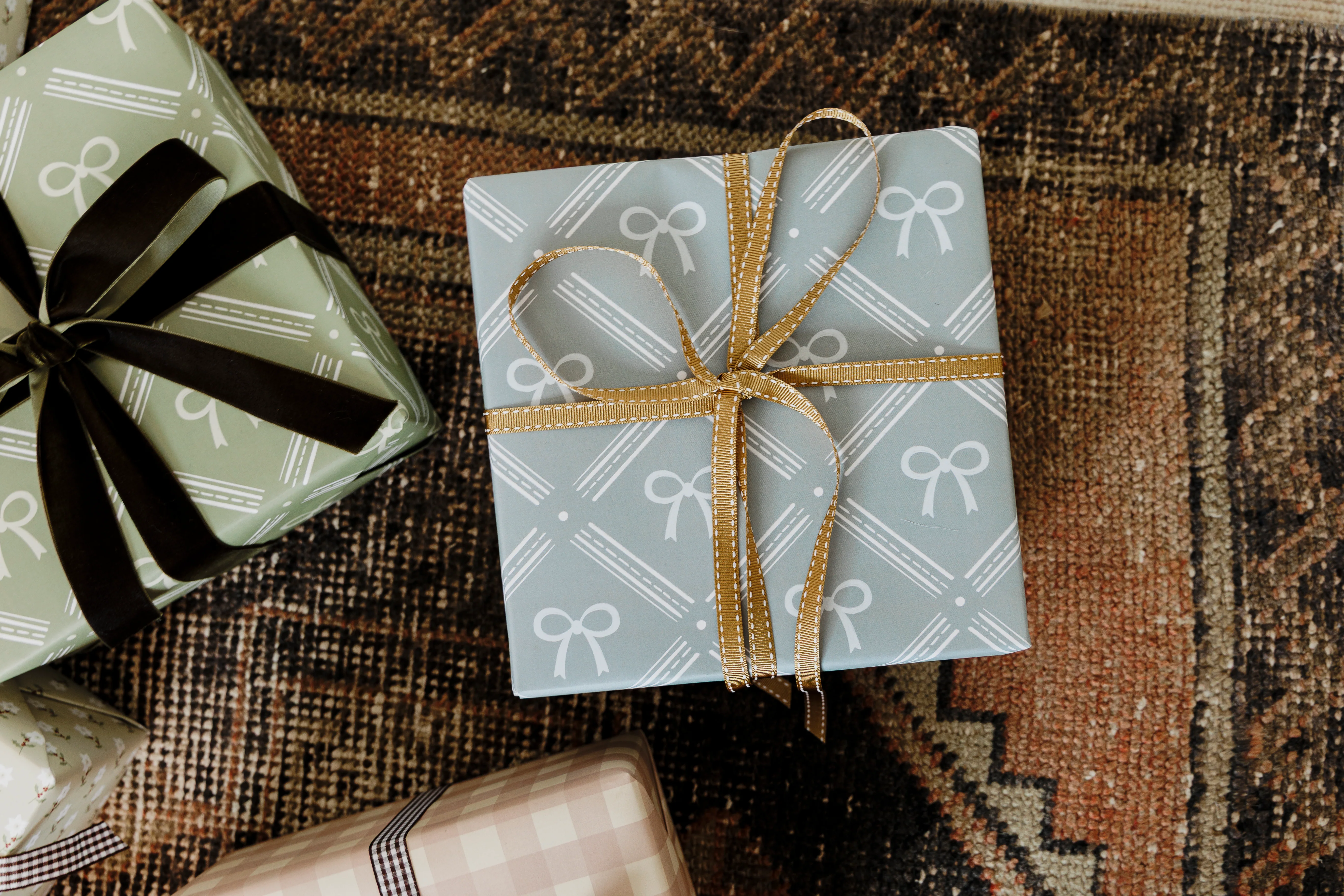 Blue Bow Patterned Gift Wrapping Paper - Image 3
