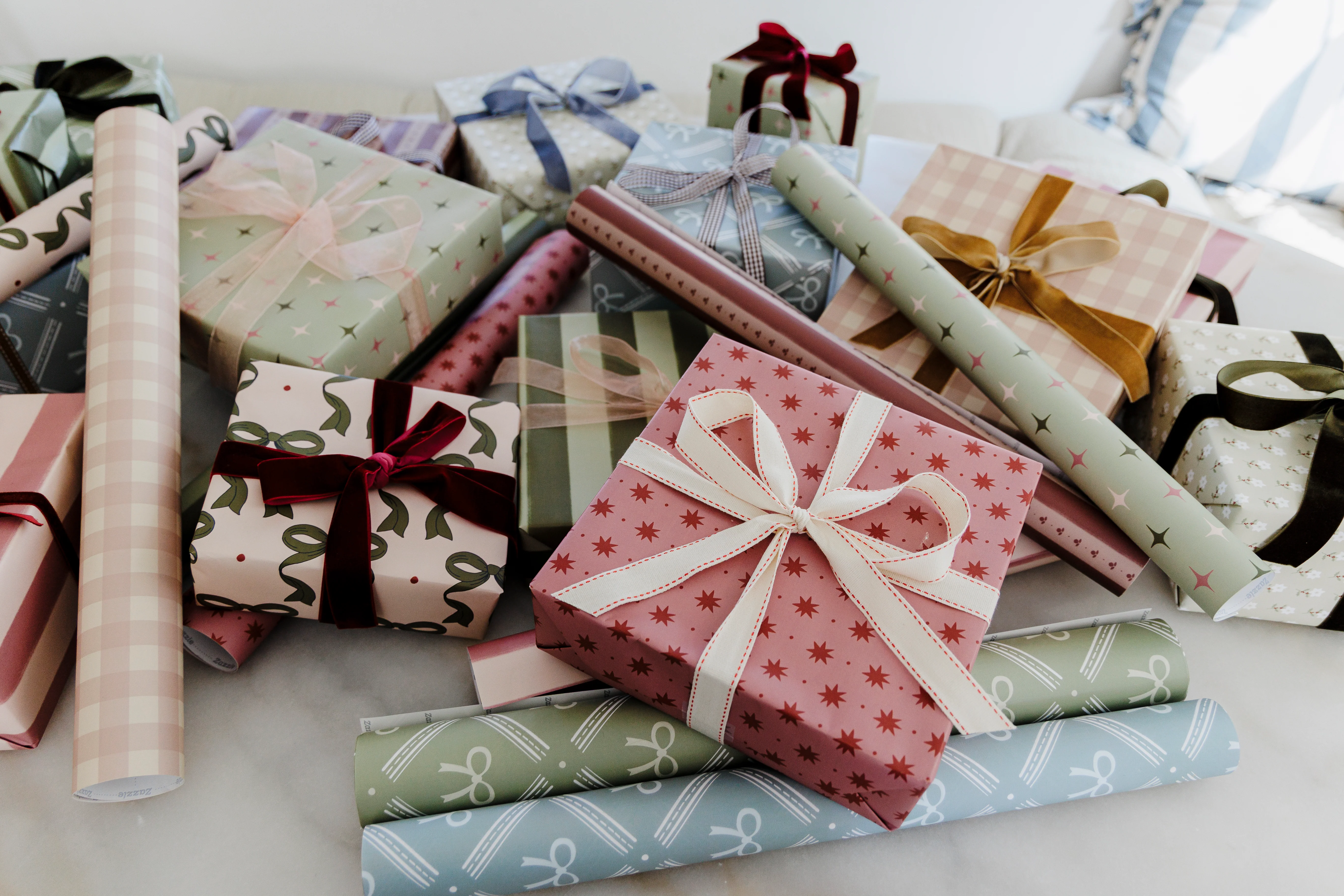 Starburst Gift Wrapping Paper - Image 5